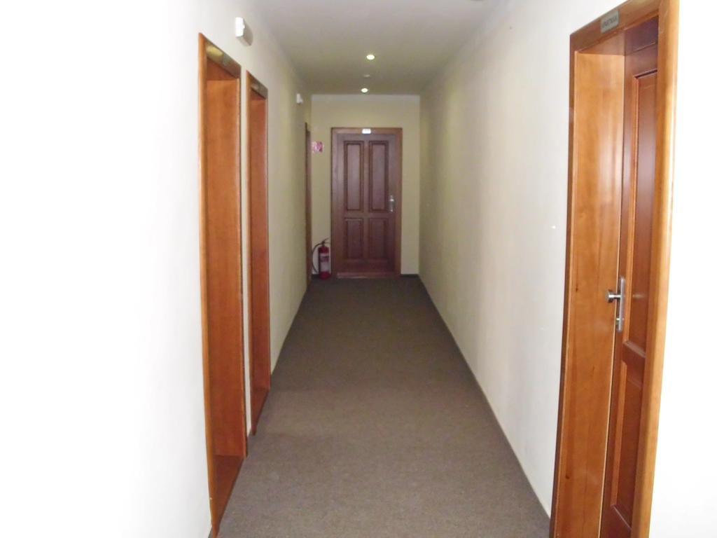 Guest House Mladost Prešov Esterno foto